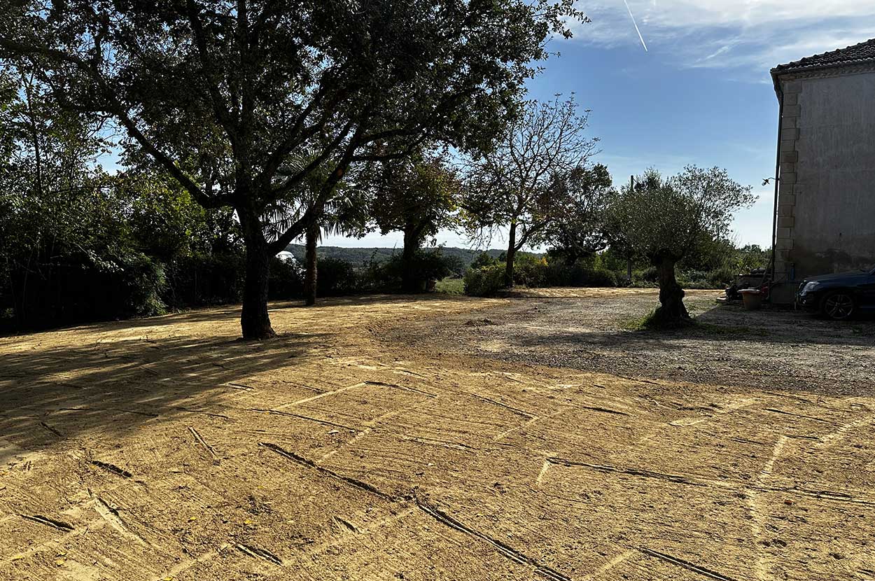 Aménagement extérieur 32, Aménagement extérieur Péguilhan, Aménagement extérieur Saint-Gaudens, Assainissement 32, Assainissement Péguilhan, Assainissement Saint-Gaudens, Démolition 32, Démolition Péguilhan, Démolition Saint-Gaudens, Enrobés 32, Enrobés Péguilhan, Enrobés Saint-Gaudens, Goudronnage 32, Goudronnage Péguilhan, Goudronnage Saint-Gaudens, Rétention eau pluviale 32, Rétention eau pluviale Péguilhan, Rétention eau pluviale Saint-Gaudens, Travaux de démolition 32, Travaux de démolition Péguilhan, Travaux de démolition Saint-Gaudens