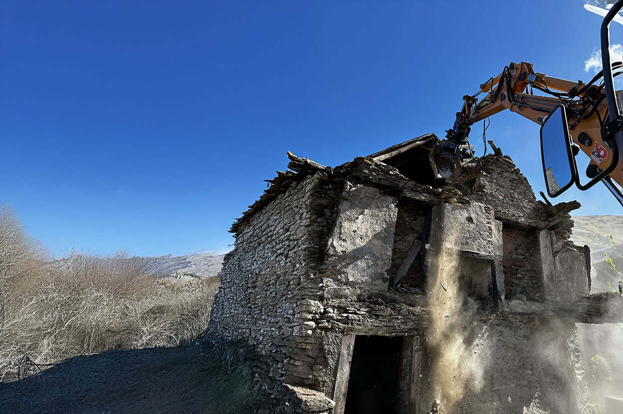 Aménagement extérieur 32, Aménagement extérieur Péguilhan, Aménagement extérieur Saint-Gaudens, Assainissement 32, Assainissement Péguilhan, Assainissement Saint-Gaudens, Démolition 32, Démolition Péguilhan, Démolition Saint-Gaudens, Enrobés 32, Enrobés Péguilhan, Enrobés Saint-Gaudens, Goudronnage 32, Goudronnage Péguilhan, Goudronnage Saint-Gaudens, Rétention eau pluviale 32, Rétention eau pluviale Péguilhan, Rétention eau pluviale Saint-Gaudens, Travaux de démolition 32, Travaux de démolition Péguilhan, Travaux de démolition Saint-Gaudens