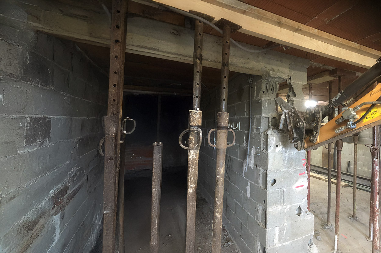 Aménagement extérieur 32, Aménagement extérieur Péguilhan, Aménagement extérieur Saint-Gaudens, Assainissement 32, Assainissement Péguilhan, Assainissement Saint-Gaudens, Démolition 32, Démolition Péguilhan, Démolition Saint-Gaudens, Enrobés 32, Enrobés Péguilhan, Enrobés Saint-Gaudens, Goudronnage 32, Goudronnage Péguilhan, Goudronnage Saint-Gaudens, Rétention eau pluviale 32, Rétention eau pluviale Péguilhan, Rétention eau pluviale Saint-Gaudens, Travaux de démolition 32, Travaux de démolition Péguilhan, Travaux de démolition Saint-Gaudens