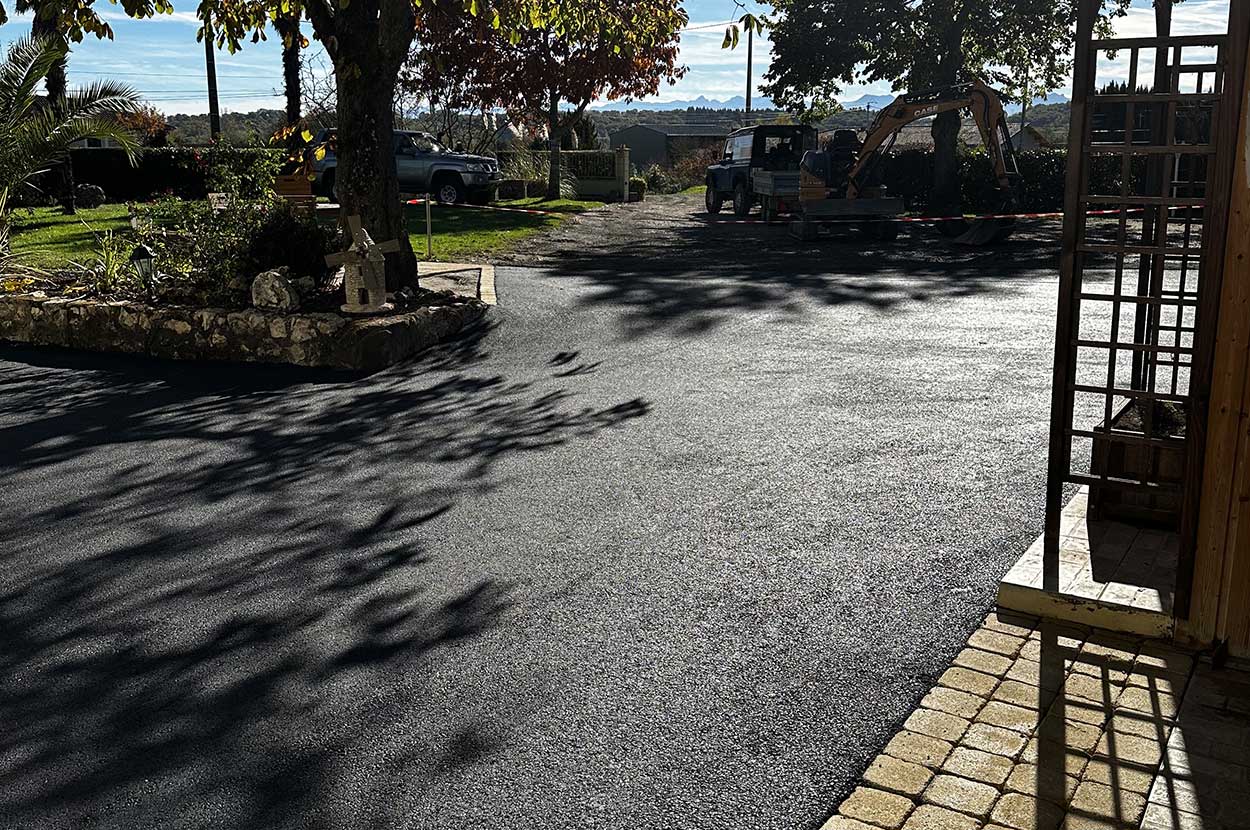 Aménagement extérieur 32, Aménagement extérieur Péguilhan, Aménagement extérieur Saint-Gaudens, Assainissement 32, Assainissement Péguilhan, Assainissement Saint-Gaudens, Démolition 32, Démolition Péguilhan, Démolition Saint-Gaudens, Enrobés 32, Enrobés Péguilhan, Enrobés Saint-Gaudens, Goudronnage 32, Goudronnage Péguilhan, Goudronnage Saint-Gaudens, Rétention eau pluviale 32, Rétention eau pluviale Péguilhan, Rétention eau pluviale Saint-Gaudens, Travaux de démolition 32, Travaux de démolition Péguilhan, Travaux de démolition Saint-Gaudens