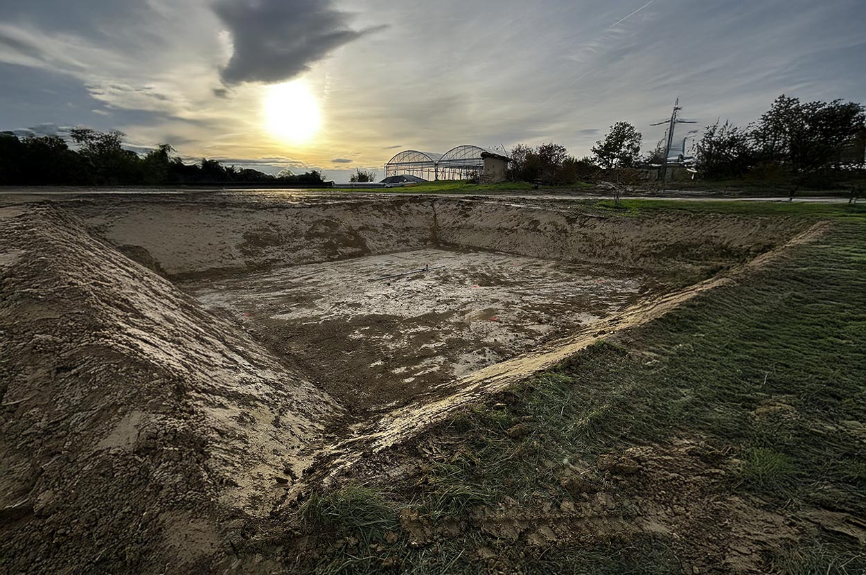 Aménagement extérieur 32, Aménagement extérieur Péguilhan, Aménagement extérieur Saint-Gaudens, Assainissement 32, Assainissement Péguilhan, Assainissement Saint-Gaudens, Démolition 32, Démolition Péguilhan, Démolition Saint-Gaudens, Enrobés 32, Enrobés Péguilhan, Enrobés Saint-Gaudens, Goudronnage 32, Goudronnage Péguilhan, Goudronnage Saint-Gaudens, Rétention eau pluviale 32, Rétention eau pluviale Péguilhan, Rétention eau pluviale Saint-Gaudens, Travaux de démolition 32, Travaux de démolition Péguilhan, Travaux de démolition Saint-Gaudens